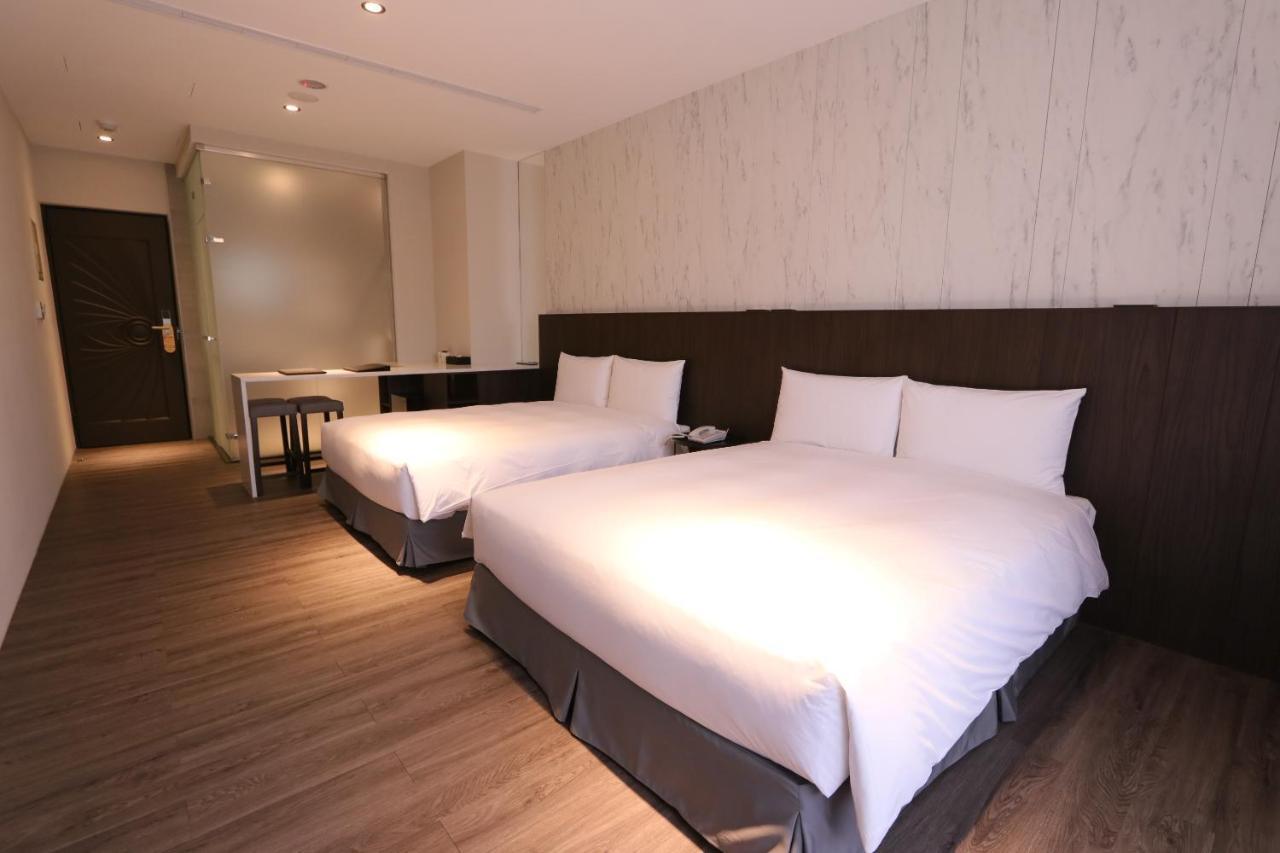 Hotel Hesper Hsr Тайчжун Номер фото