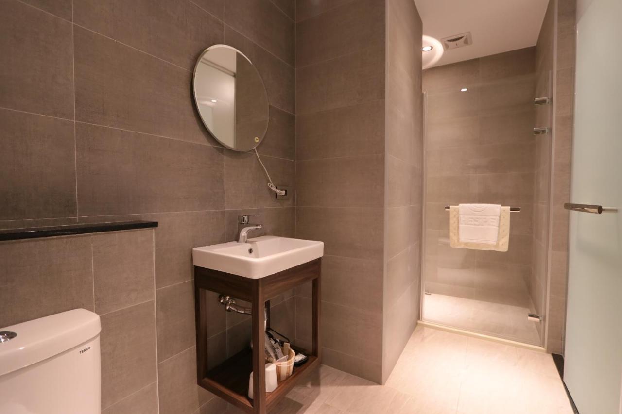 Hotel Hesper Hsr Тайчжун Номер фото