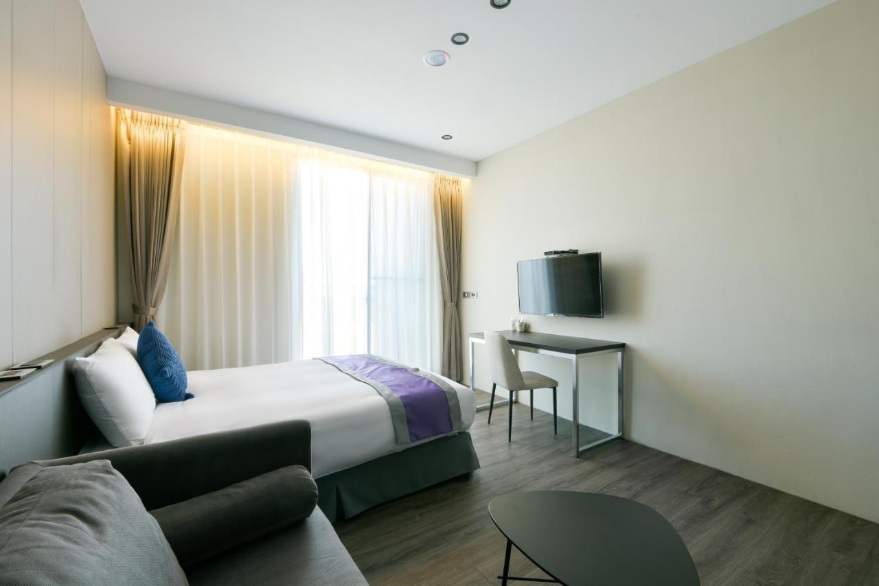 Hotel Hesper Hsr Тайчжун Экстерьер фото