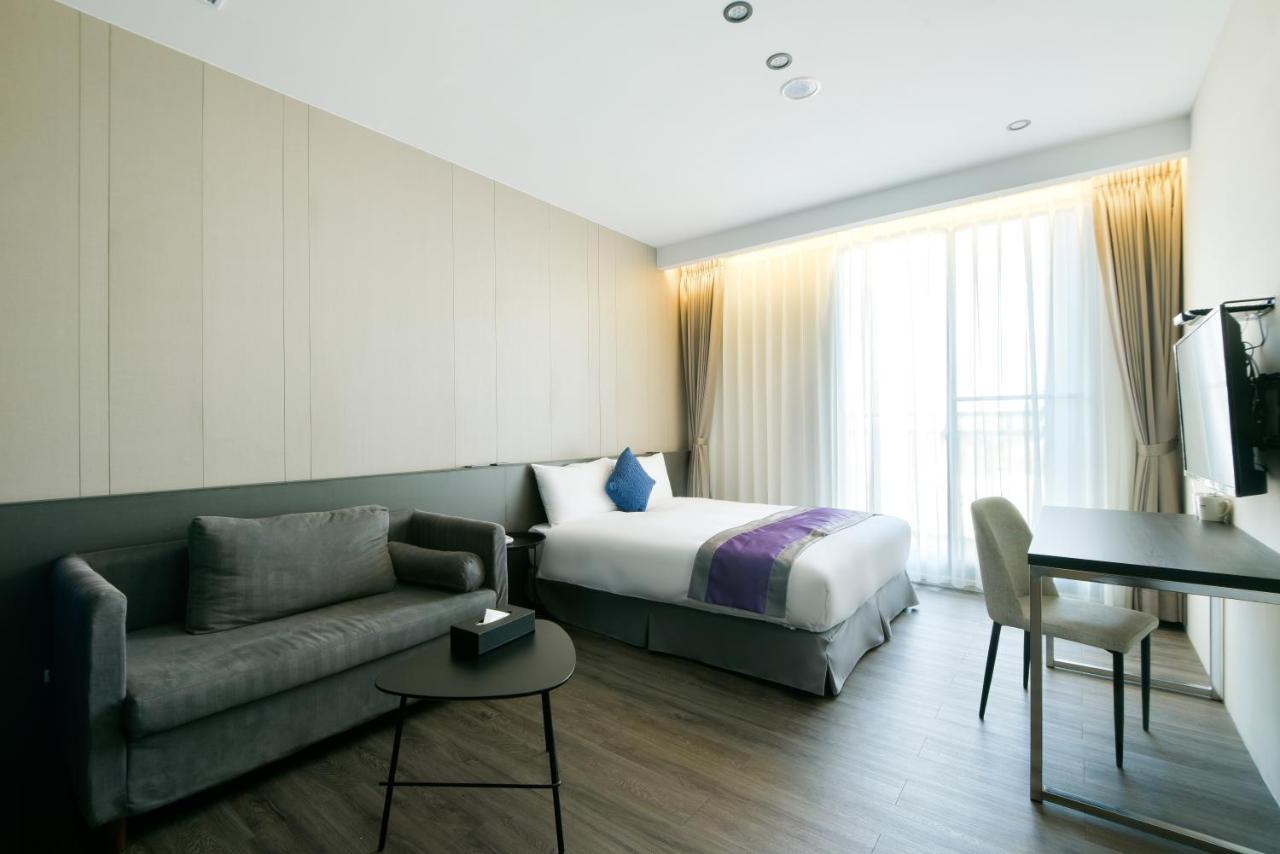Hotel Hesper Hsr Тайчжун Экстерьер фото
