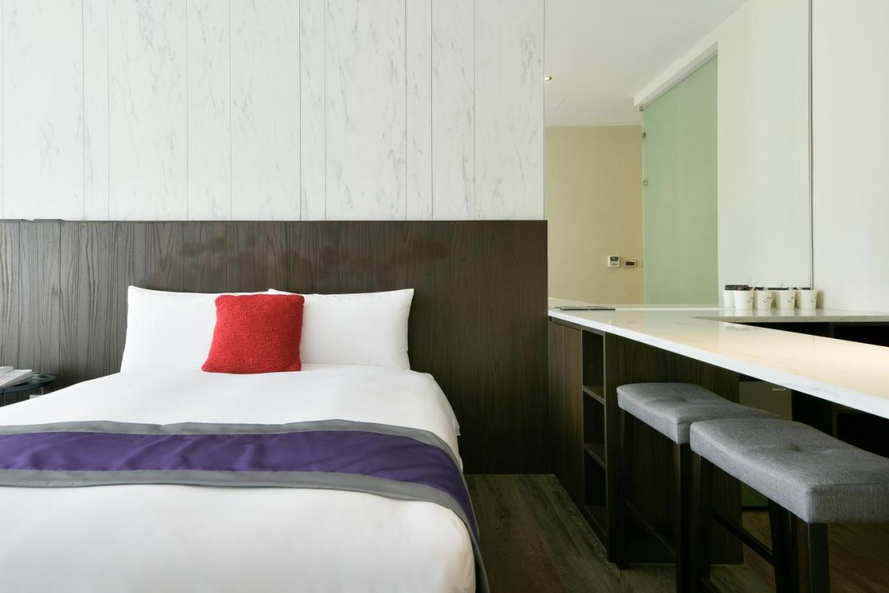 Hotel Hesper Hsr Тайчжун Экстерьер фото