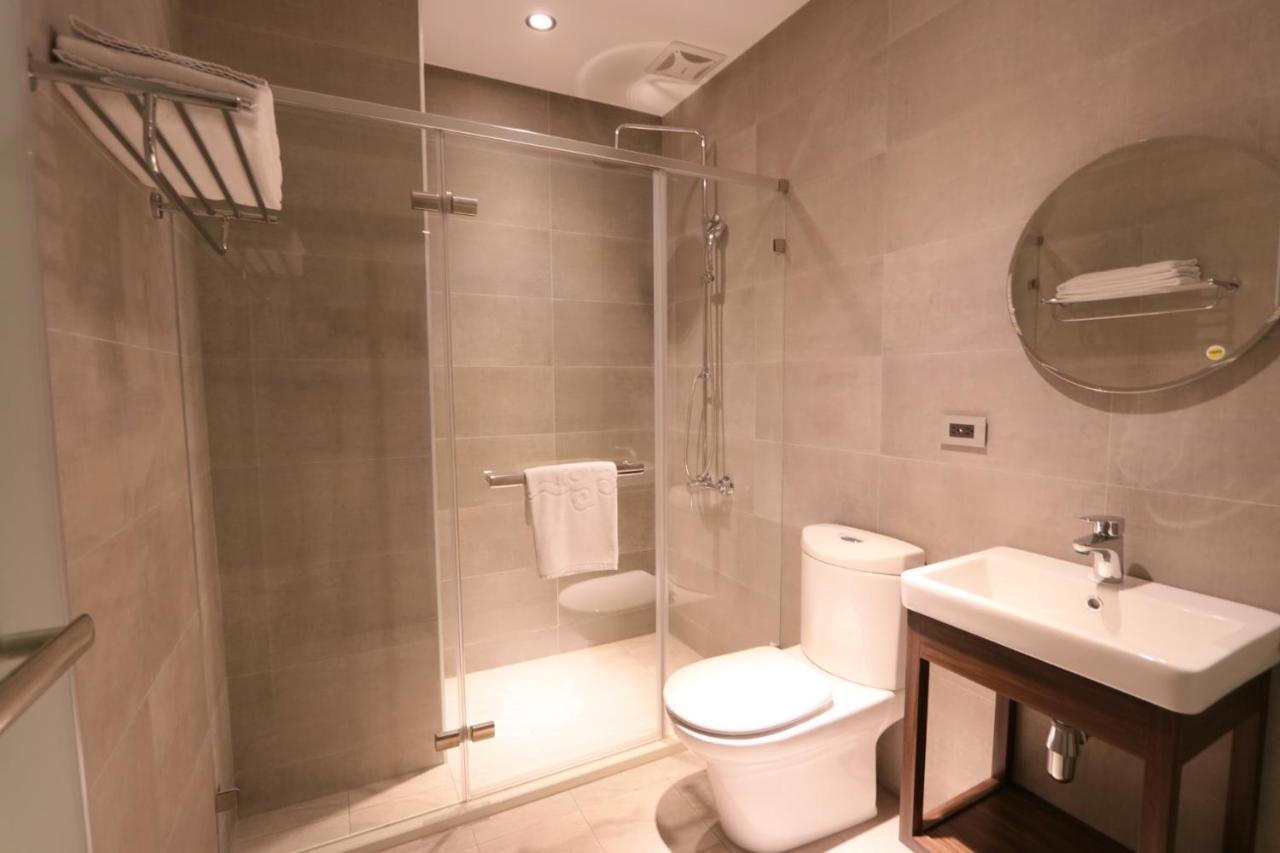 Hotel Hesper Hsr Тайчжун Экстерьер фото